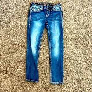 Rock Revival Women’s Celinda Skinny Jeans